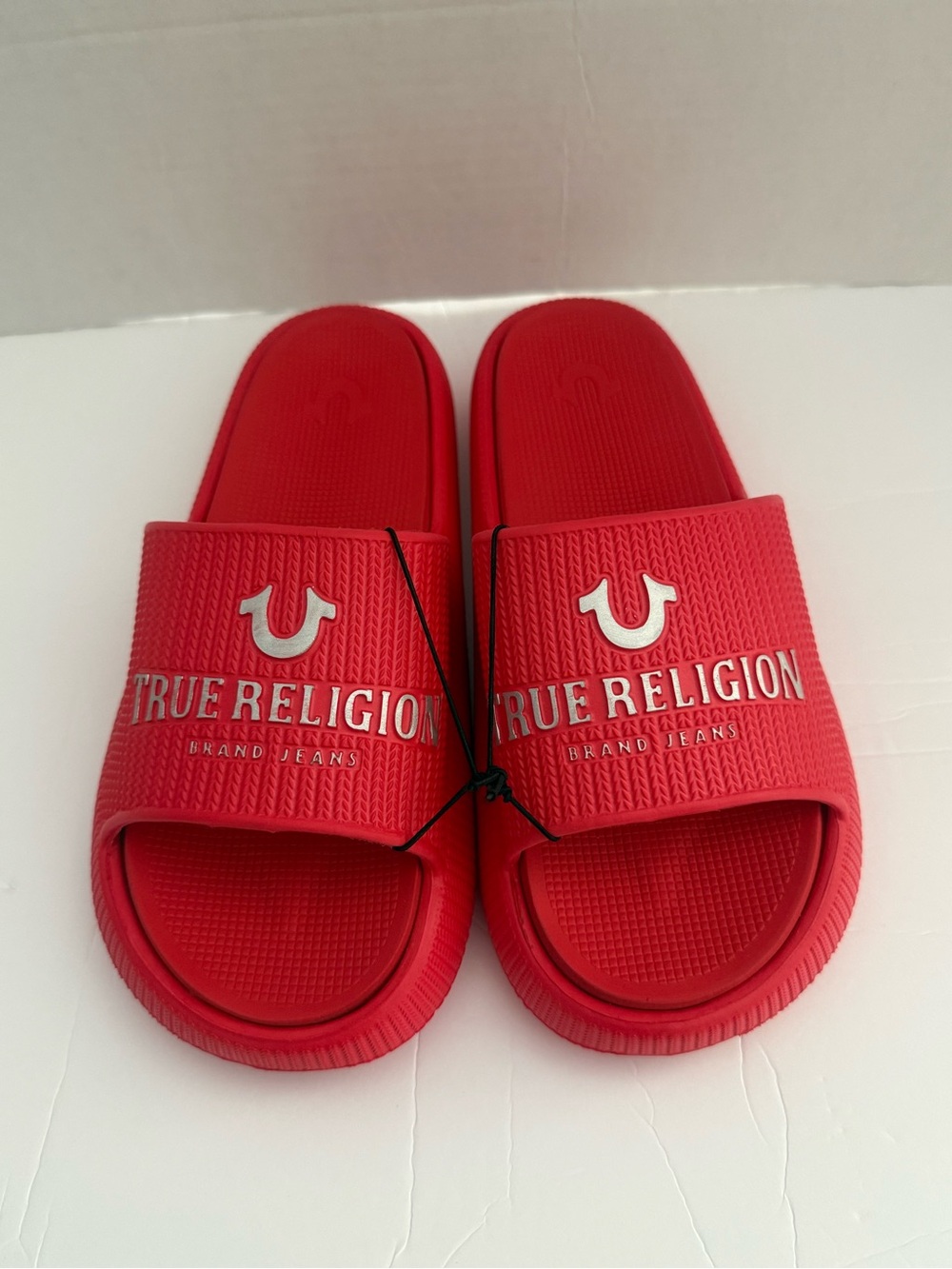 True Religion Red Logo Slide Sandals Size 9 Adults NWOT